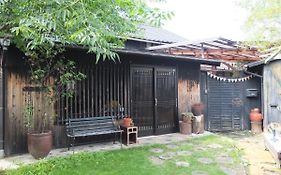 Yomogi Guesthouse